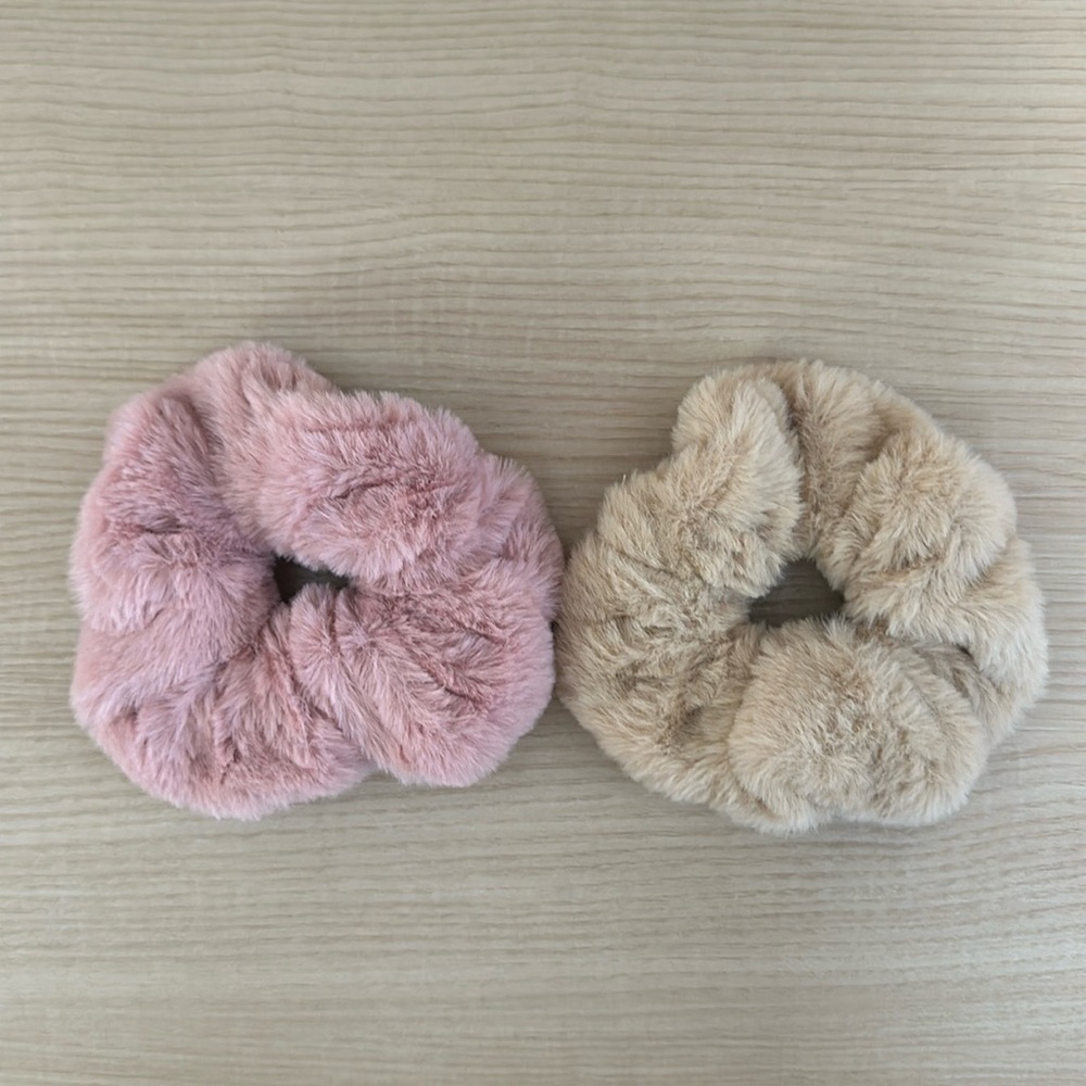 Express Faux Fur Scrunchie Set